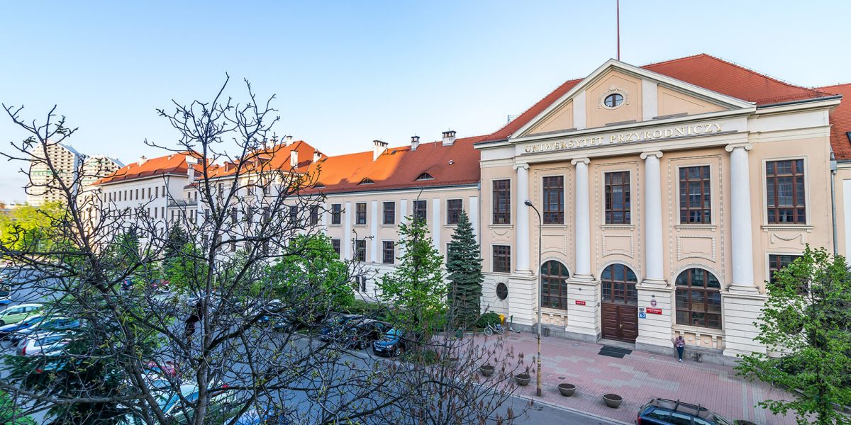 Gmach-główny-UPWr-_fot.M